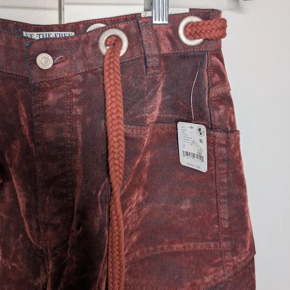 We The Free Moxie Low Slung Pull On Barrel Jeans in Chilli 27 NWT - Picture 7 of 10